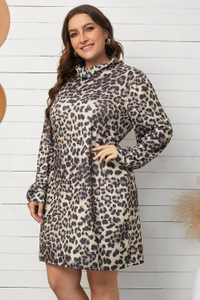 Stockpapa Vestido plus size com gola alta e leopardo