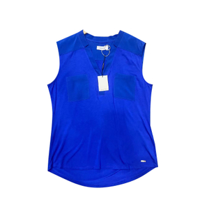 Camiseta feminina azul sem mangas Stockpapa