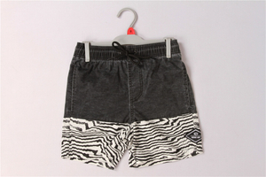 Shorts de algodão infantil Garment Dye Junior