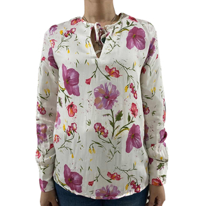 Blusa feminina estampada em estoque